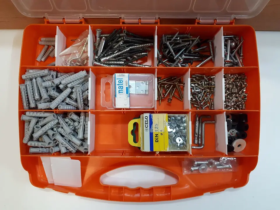 Tornillos, tuercas y arandelas